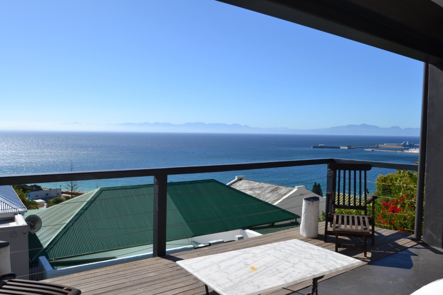 To Let 2 Bedroom Property for Rent in Simons Town Western Cape